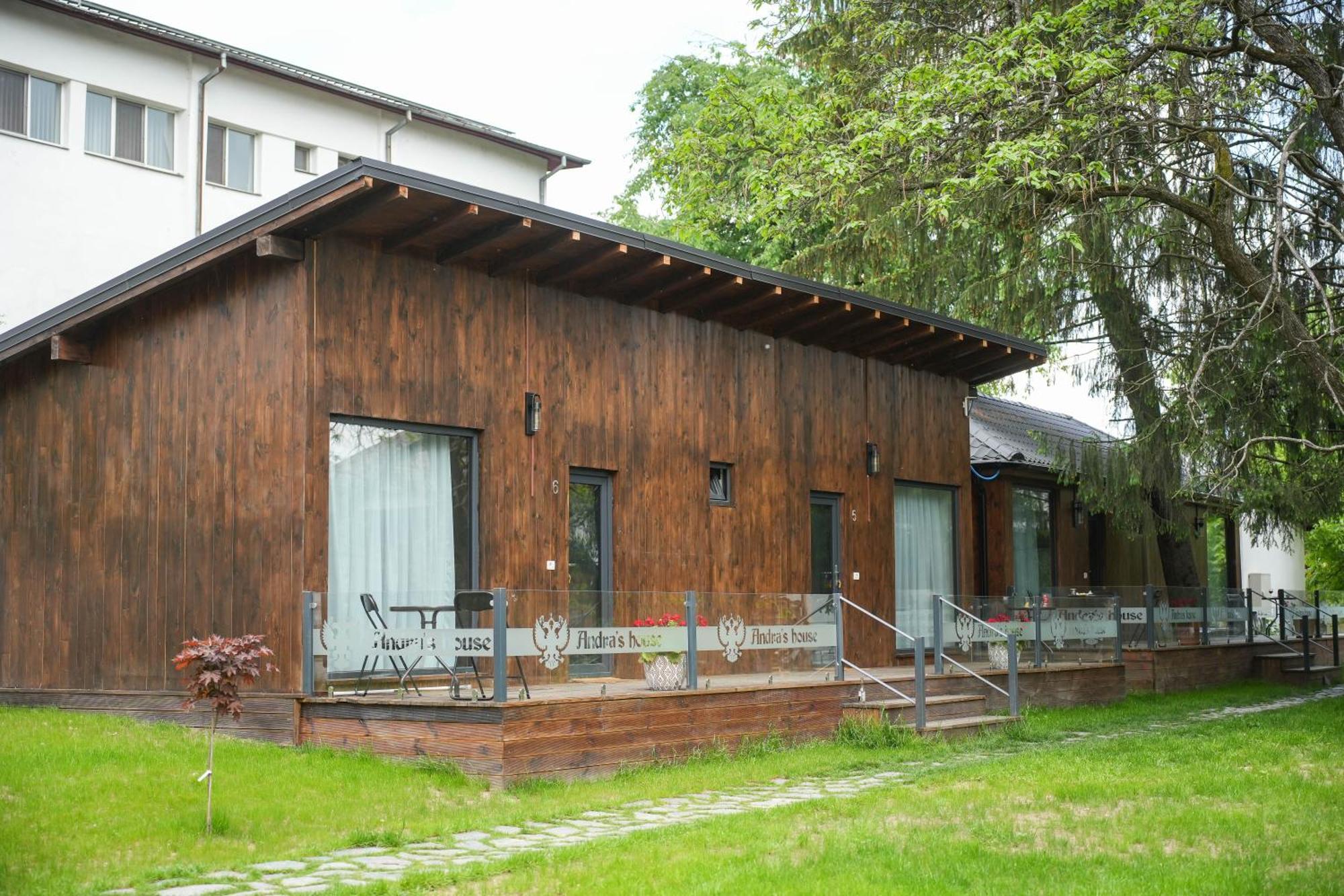 Andra's House Horezu